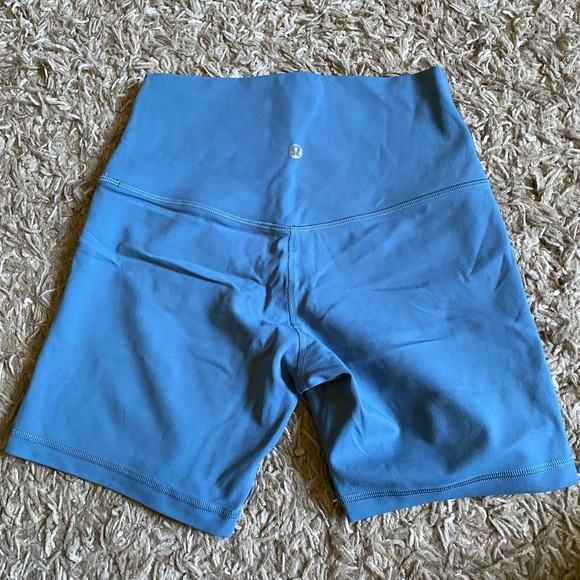 Lululemon Align Short 6” - Picture 2 of 4